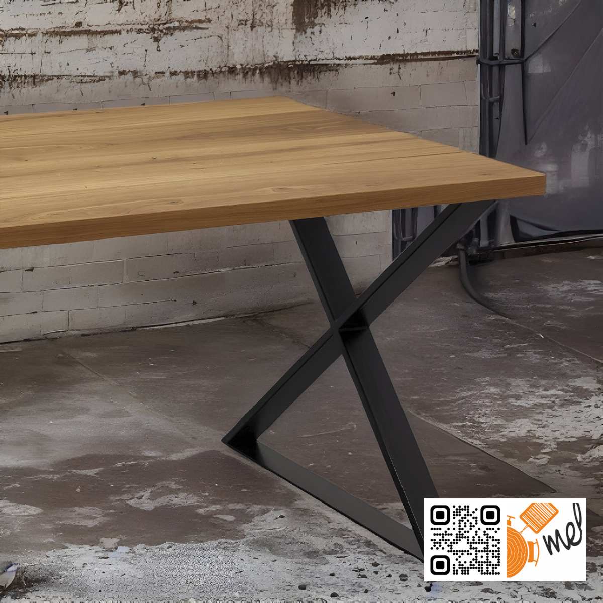 Elegancki Stół Dębowo Metalowy Industrialny