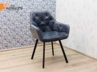 krzesło szare z metalowymi nogami w kolorze czarnym