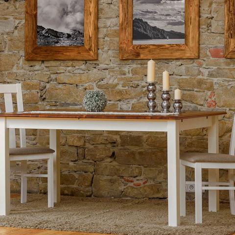 Biały stół drewniany - idealny do każdej jadalni