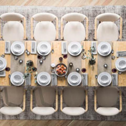 stół kwadratowy rozkładany z krzesłami fotelowymi dla 10 osób do jadalni z salonem