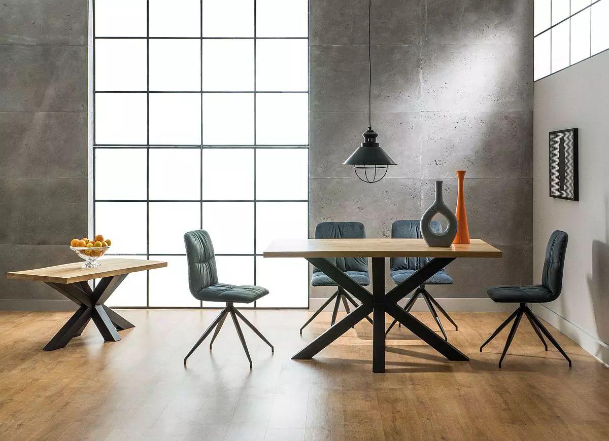 Kuchnia industrialna i styl loftowy w salonie – wspólne akcenty / Salon loft w stylu industrialnym - aranżacje 2021