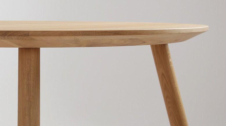 cienkie nogi drewniane do stołu w stylu skandynawskim