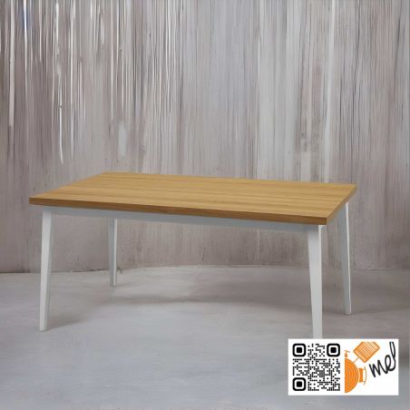 Stół drewniany z dębowym blatem i białymi nogami
