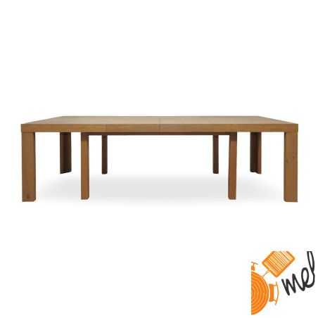 Drewniany stół rozkładany na 24 osoby