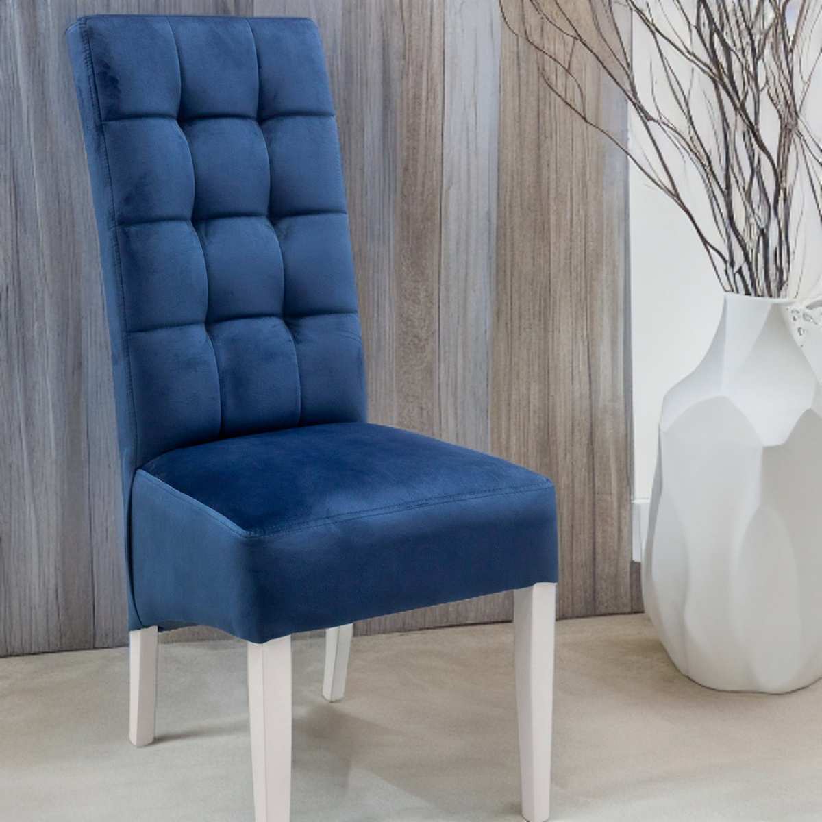 Komfortowe loftowe krzesło do jadalni i salonu